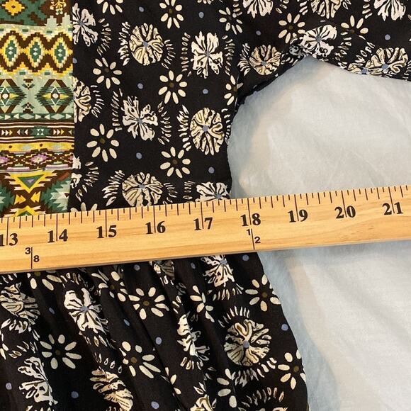 Umgee Boho Print Split Neck Dress/Tunic Size Medium - Picture 7 of 8